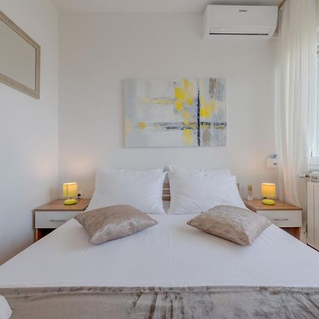 Apartments By The Sea Slatine, Ciovo - 11047 객실 사진