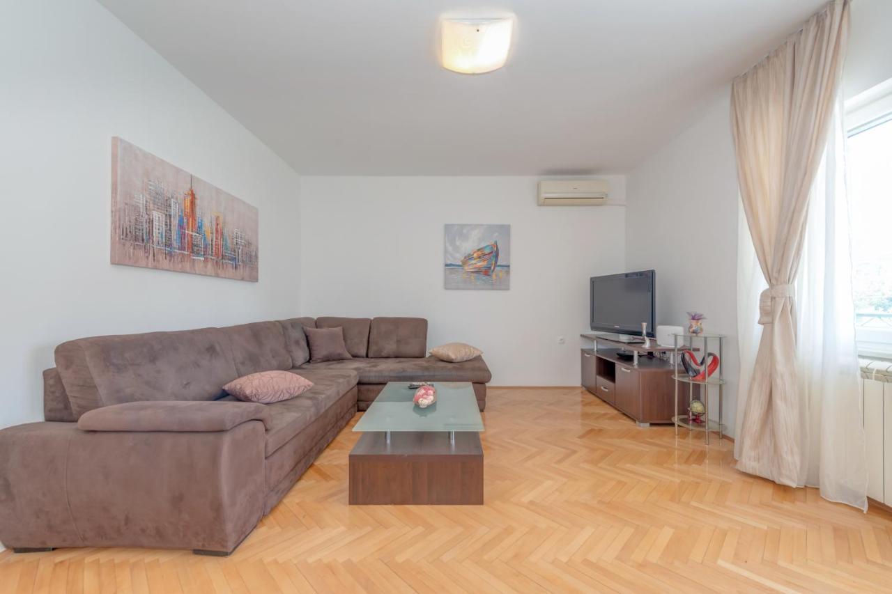 Apartments By The Sea Slatine, Ciovo - 11047 외부 사진