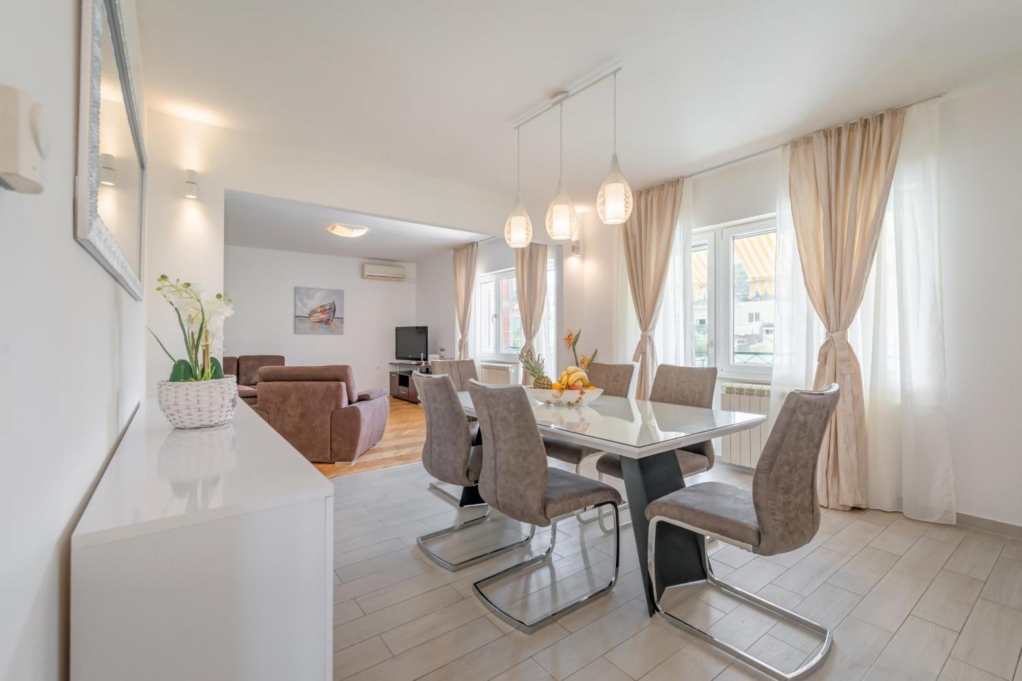 Apartments By The Sea Slatine, Ciovo - 11047 객실 사진